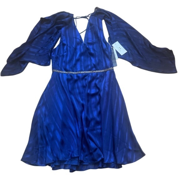 Halston Navy Blue Flowy Scarf Sleeve Embellished Dress Size 6 Nwt